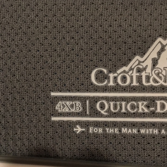 Croft and Barrow summer shirt. - Picture 3 of 5